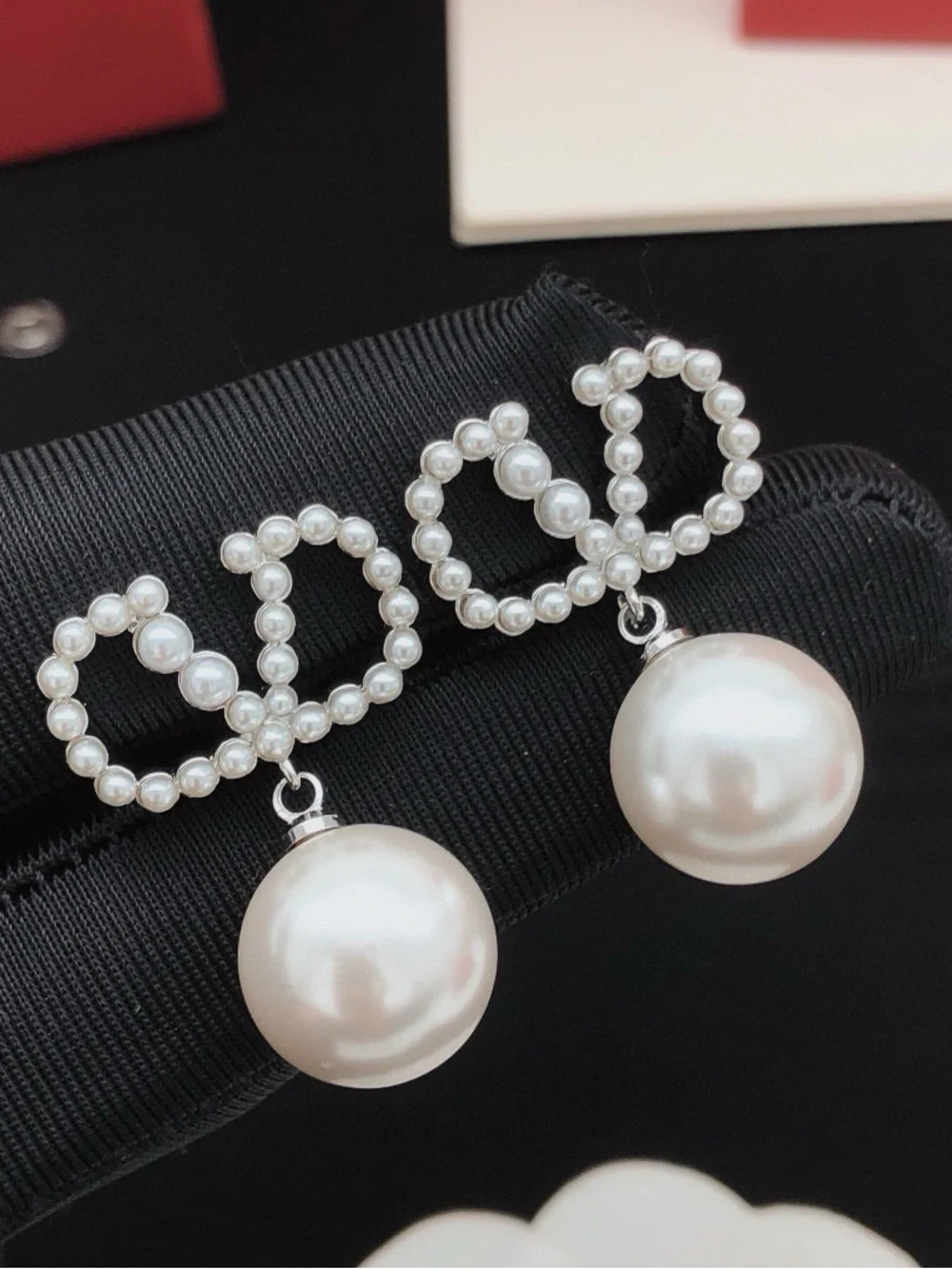 Valentino earrings crystal